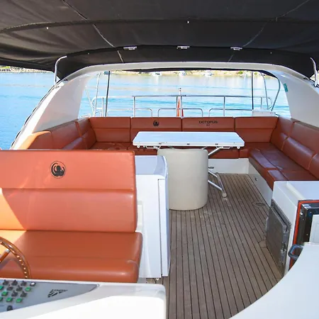 Goekce1yacht ספינת מלון