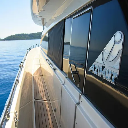 Goekce1yacht * בודרום